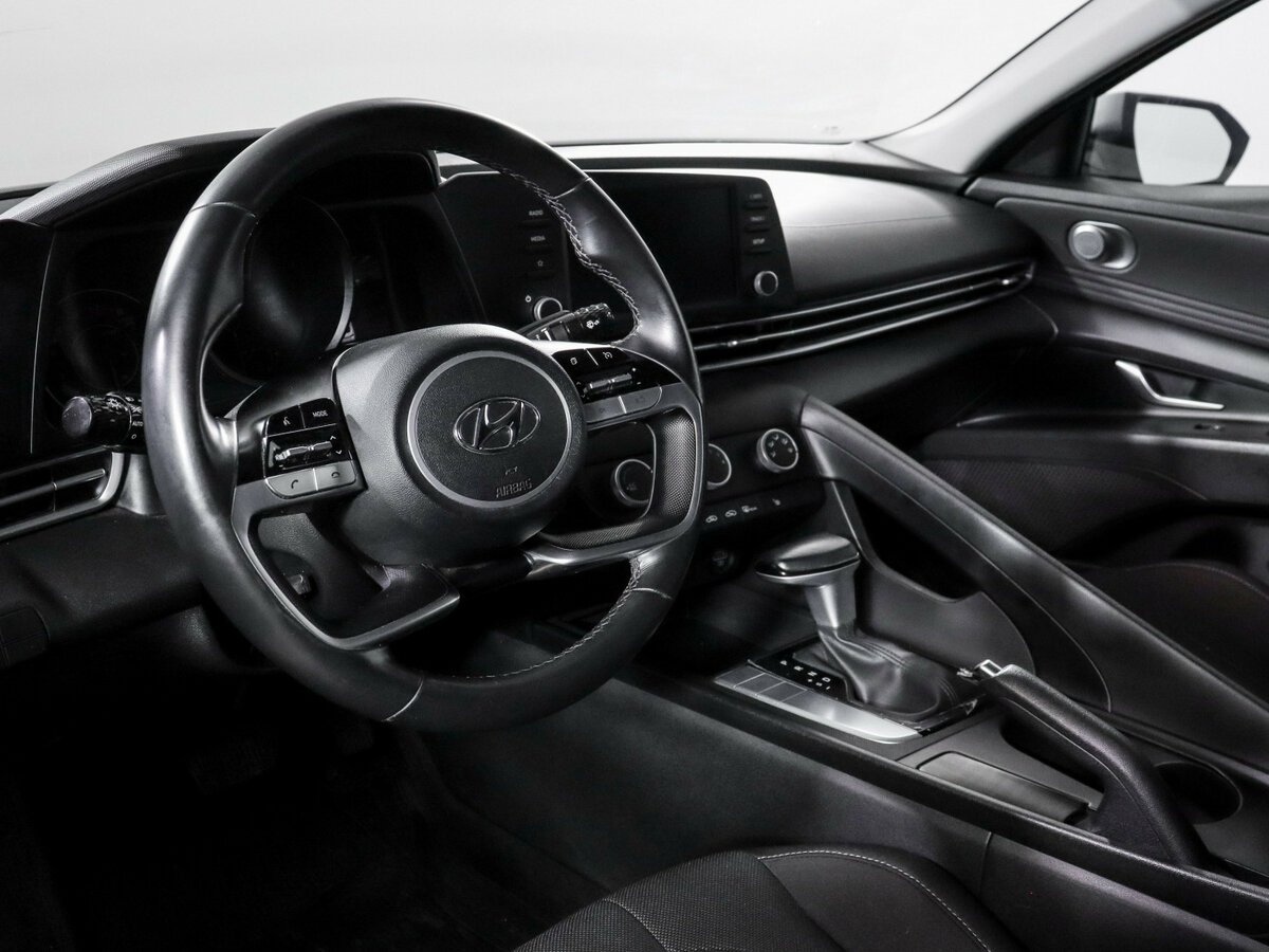 Хендай Елантра б/у, 2021, Автоматическая. Фото: #11