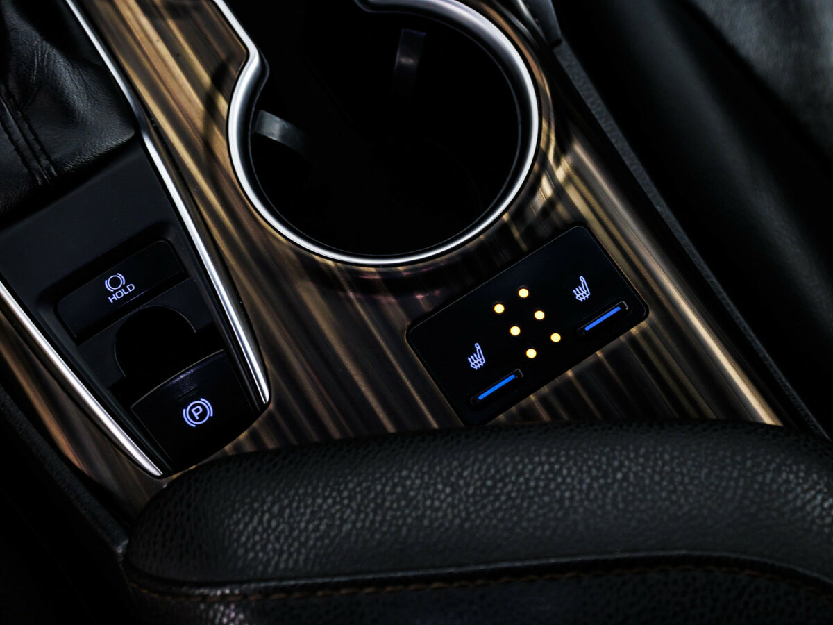 Тойота Камри б/у, 2019, Автоматическая. Фото: #19